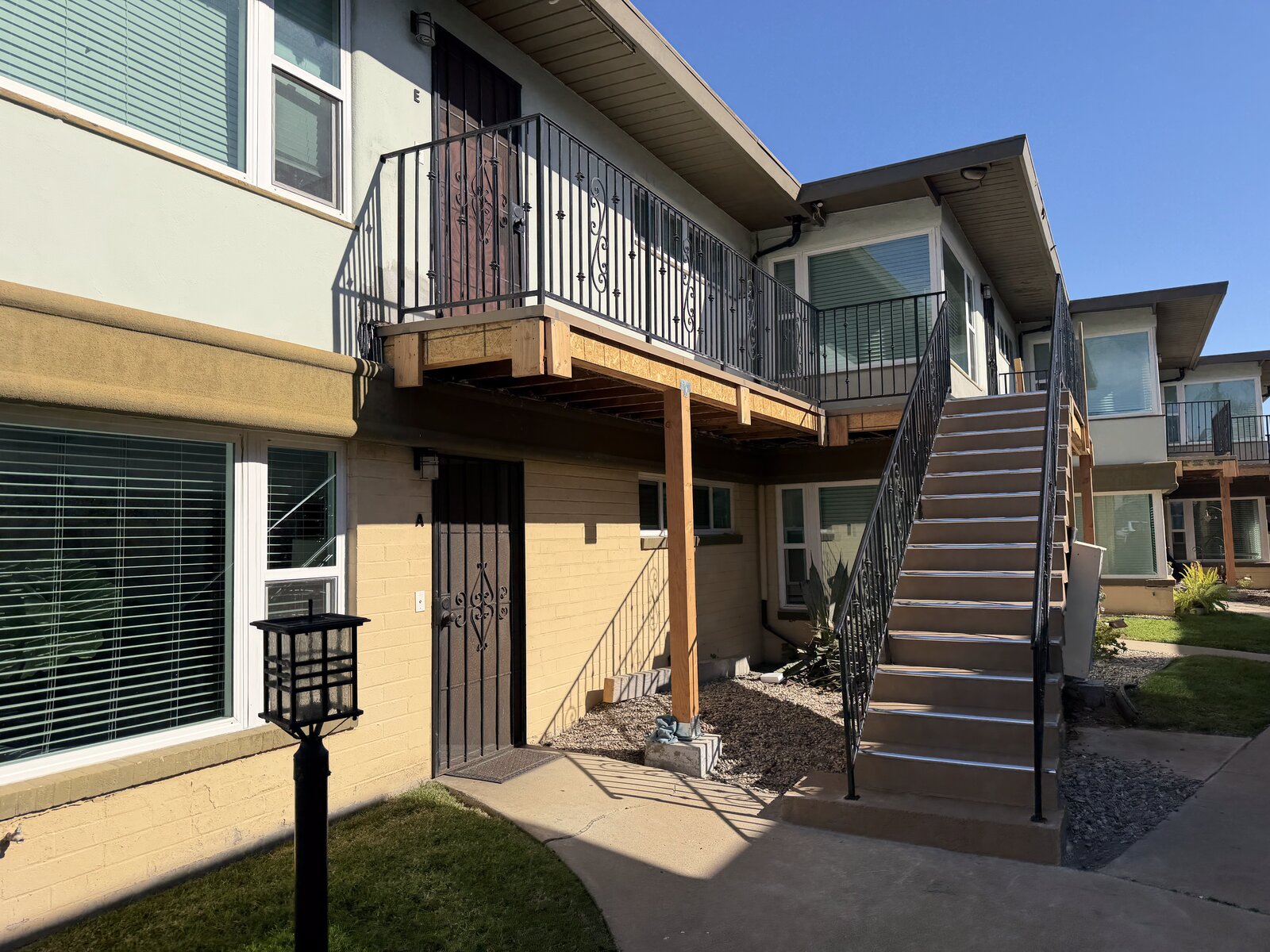 Dual-deck system complete